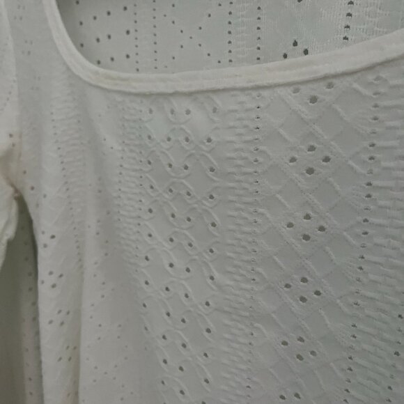 White Eyelet Long Sleeve Top from Hollister - Medium - Picture 4 of 9